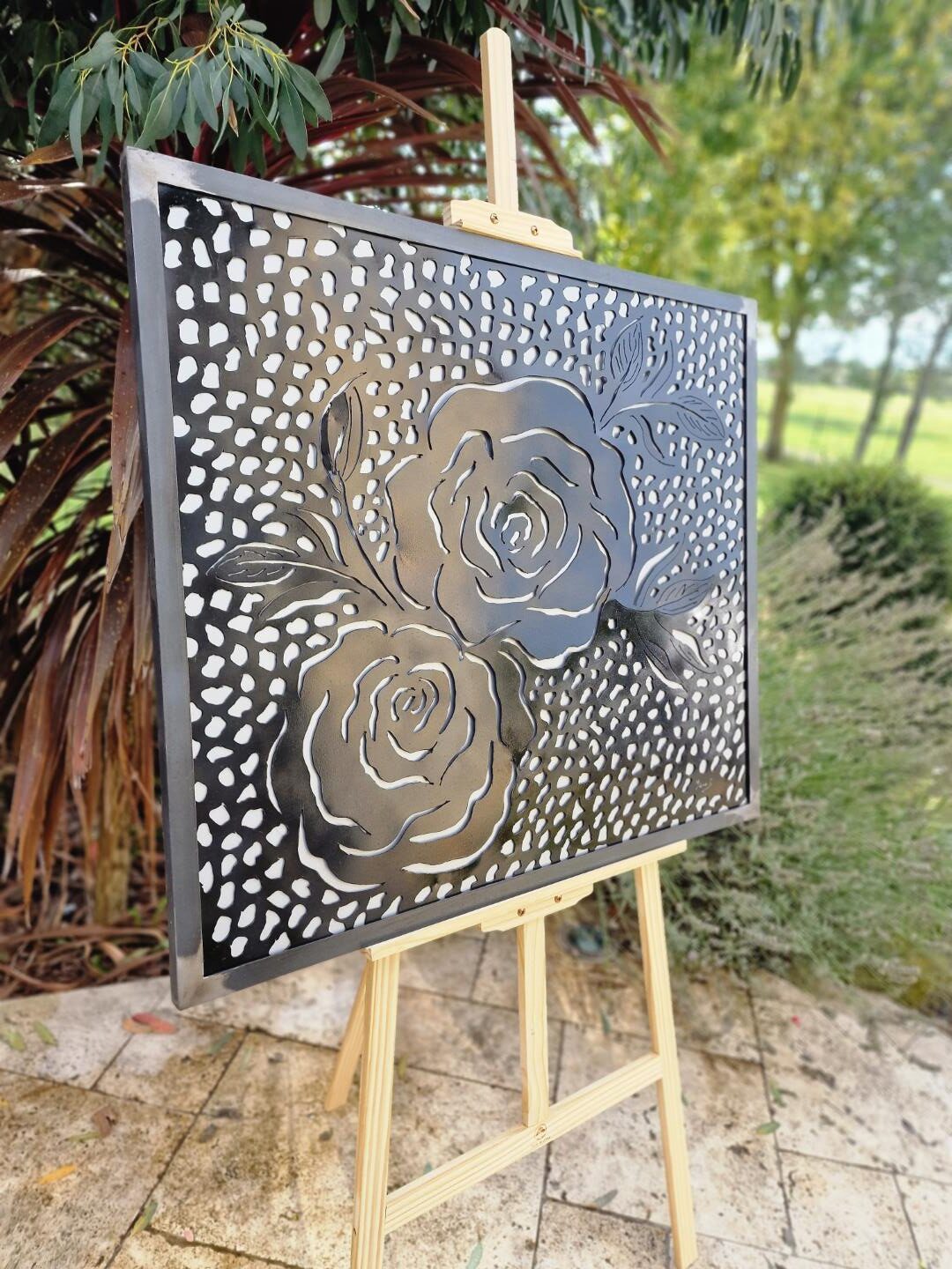 LES ROSES