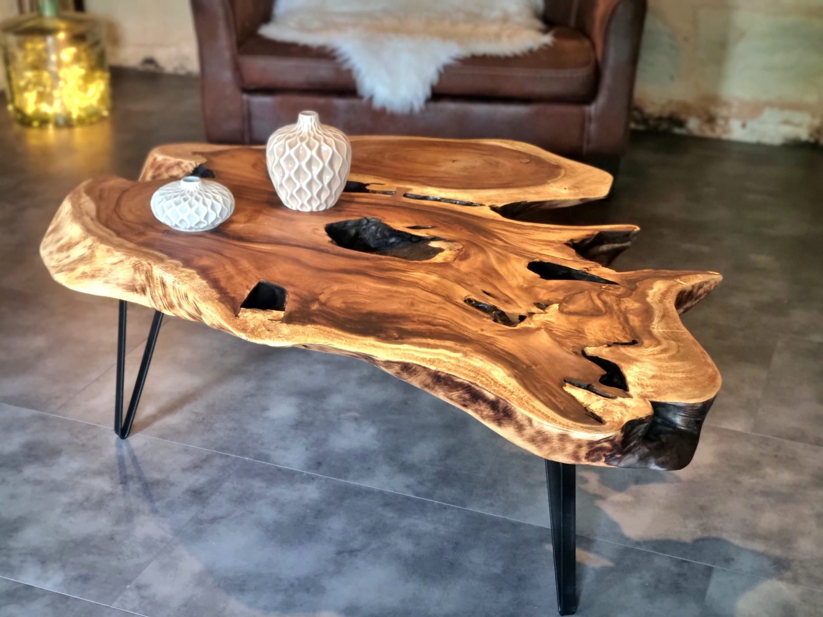 TABLE EN SUAR